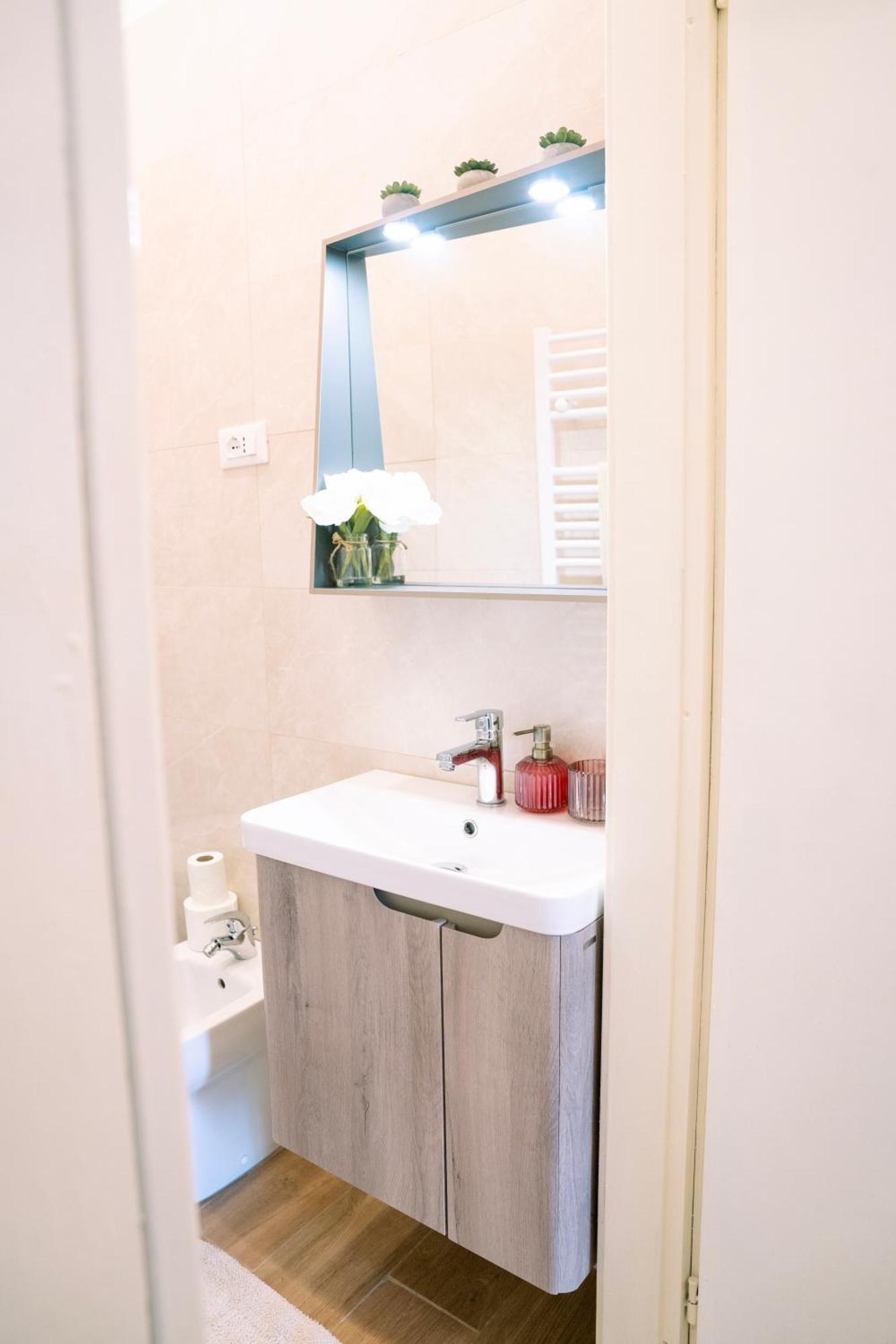 Casa Lina Apartment ตรีเอสเต ภายนอก รูปภาพ